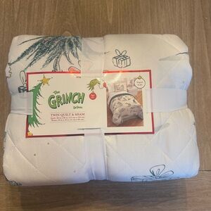 The Grinch Twin Quilt & Sham Classic Christmas Holiday Bedding White Green Red**
